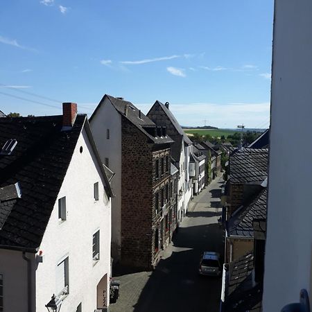 Rathausschenke Muenstermaifeld Hotell Exteriör bild